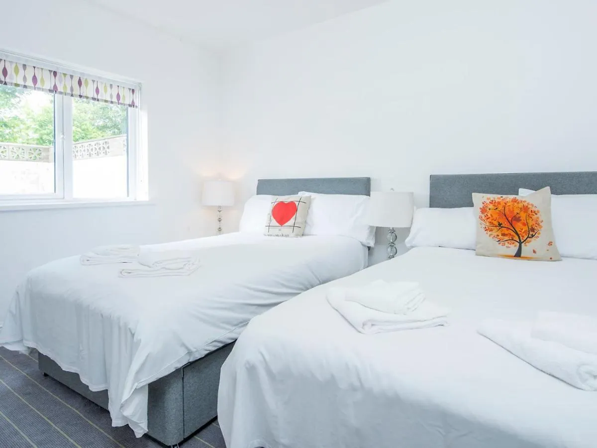 Pass The Keys Modern & Light 2 Bedroom Apartment In Canton カーディフ